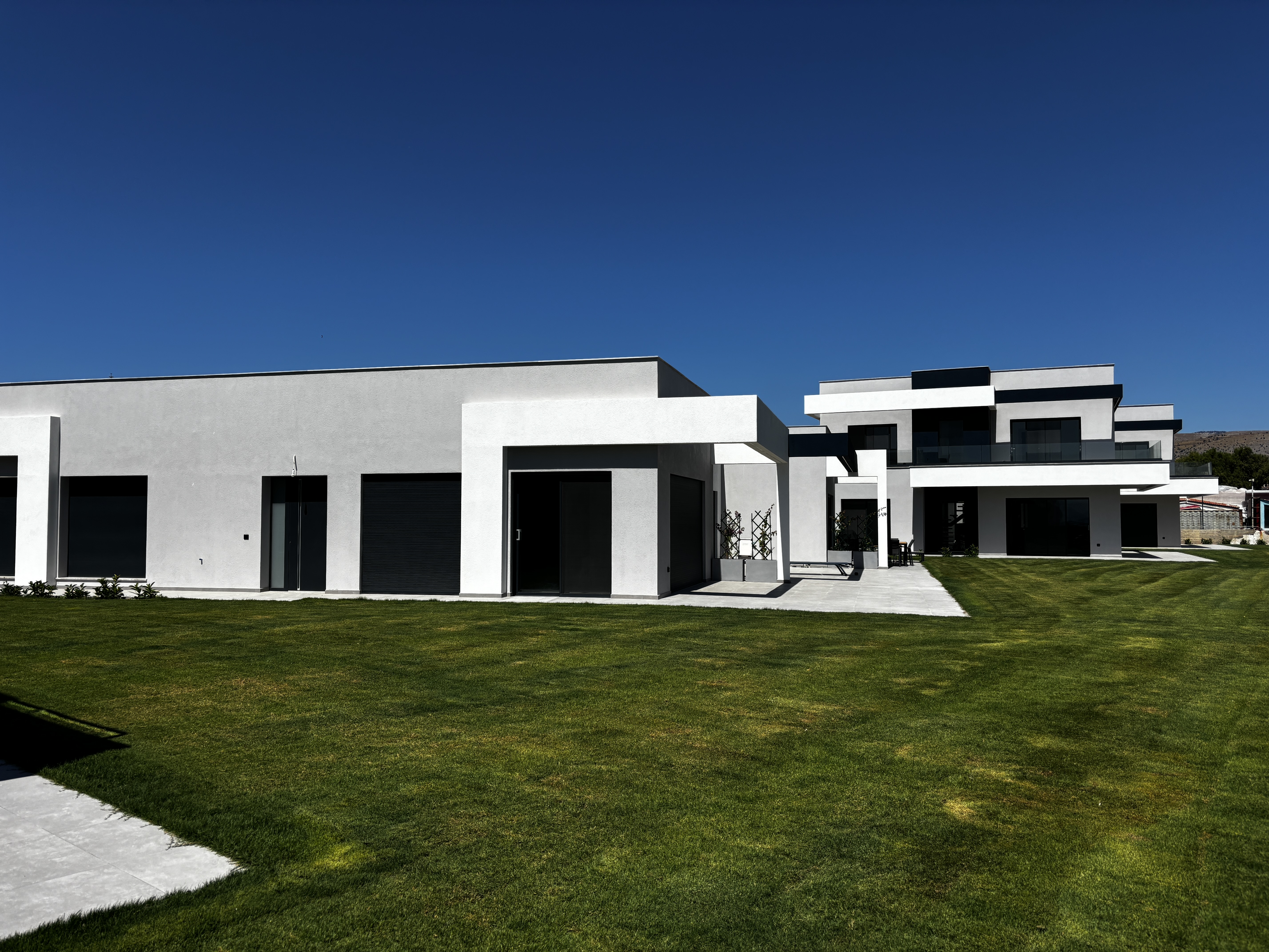 Choose Alalina: Your Ideal Holiday House or Permanent Residence in Chios